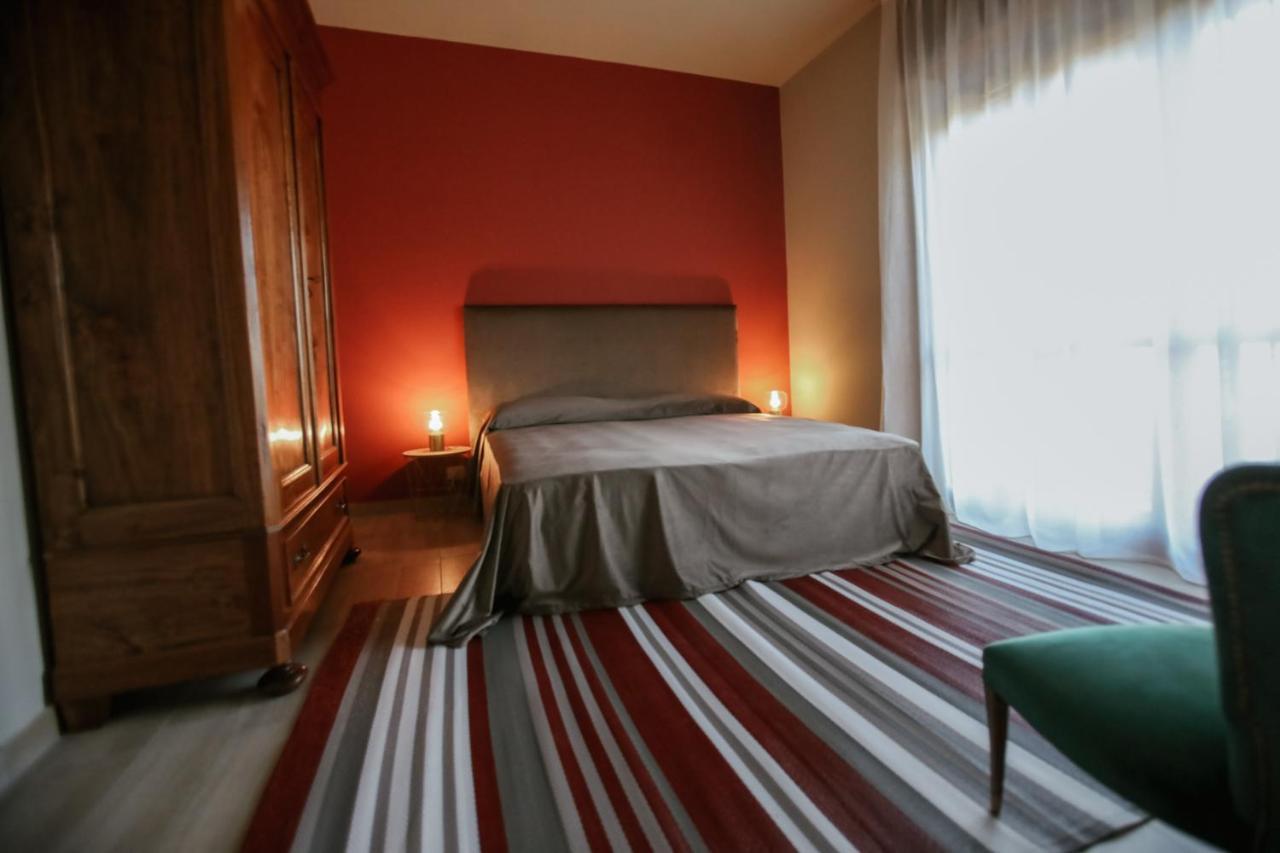 Ca'Du Lin - Jacuzzi Bed and Breakfast Cisterna dʼAsti Eksteriør billede
