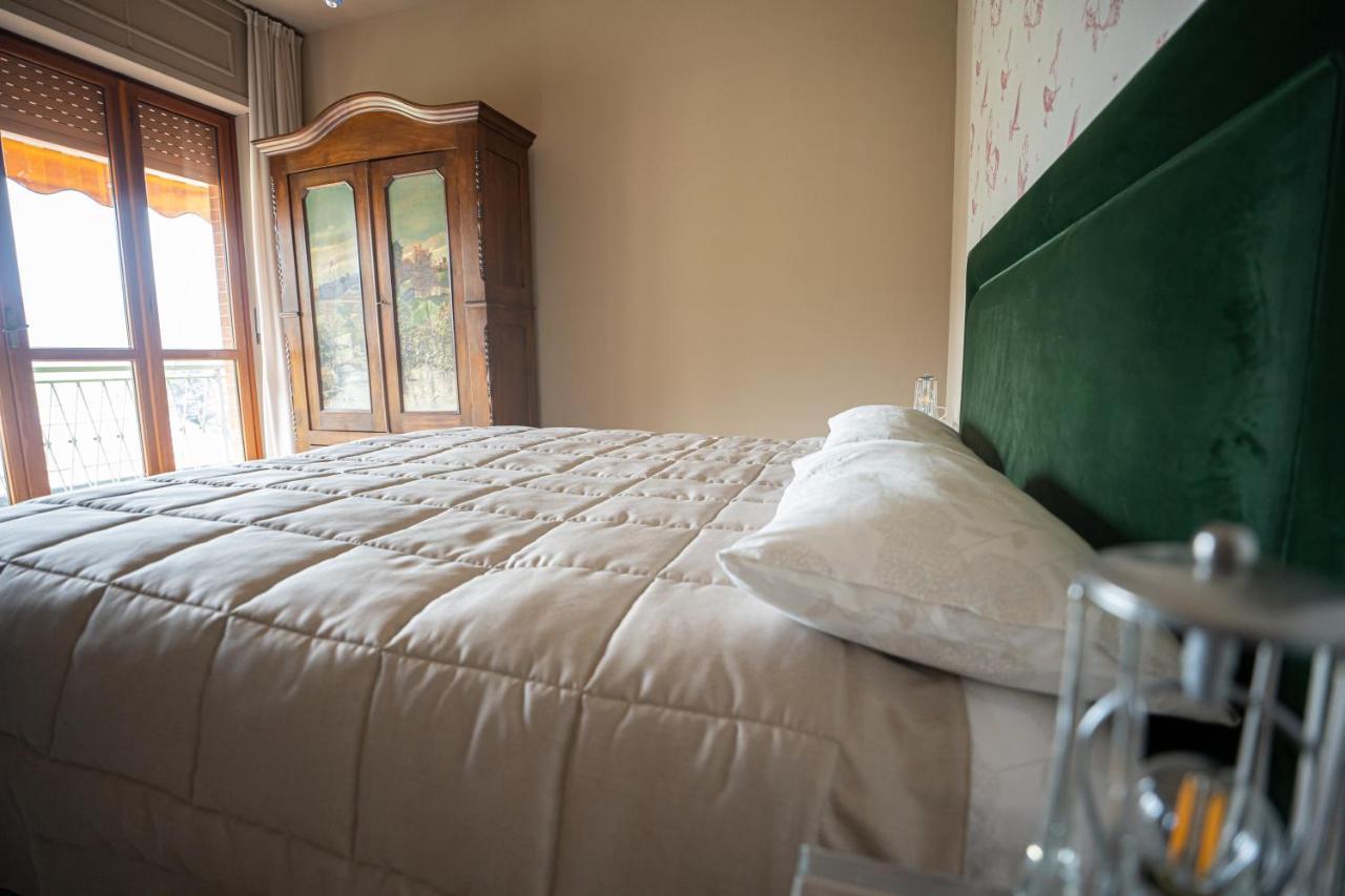 Ca'Du Lin - Jacuzzi Bed and Breakfast Cisterna dʼAsti Eksteriør billede