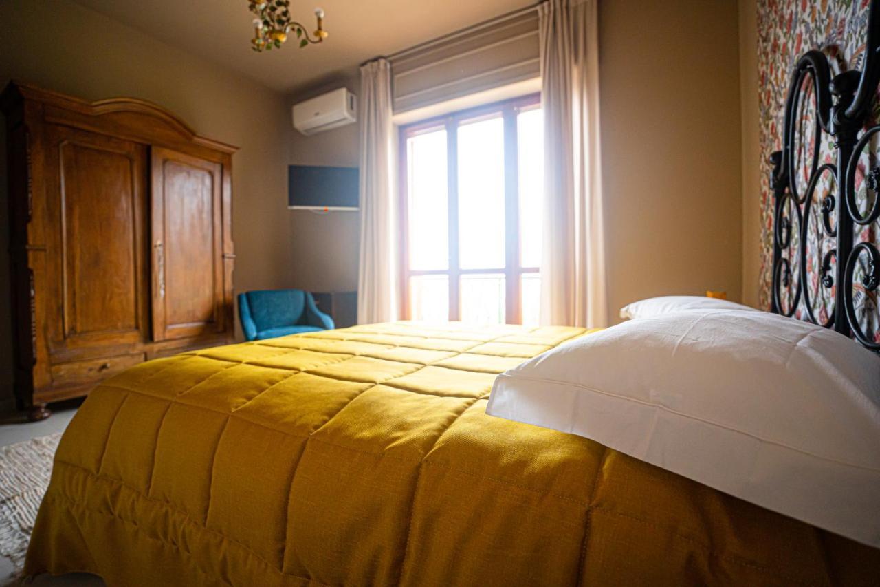 Ca'Du Lin - Jacuzzi Bed and Breakfast Cisterna dʼAsti Eksteriør billede