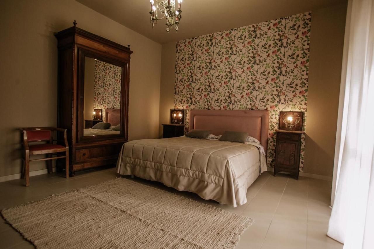 Ca'Du Lin - Jacuzzi Bed and Breakfast Cisterna dʼAsti Eksteriør billede
