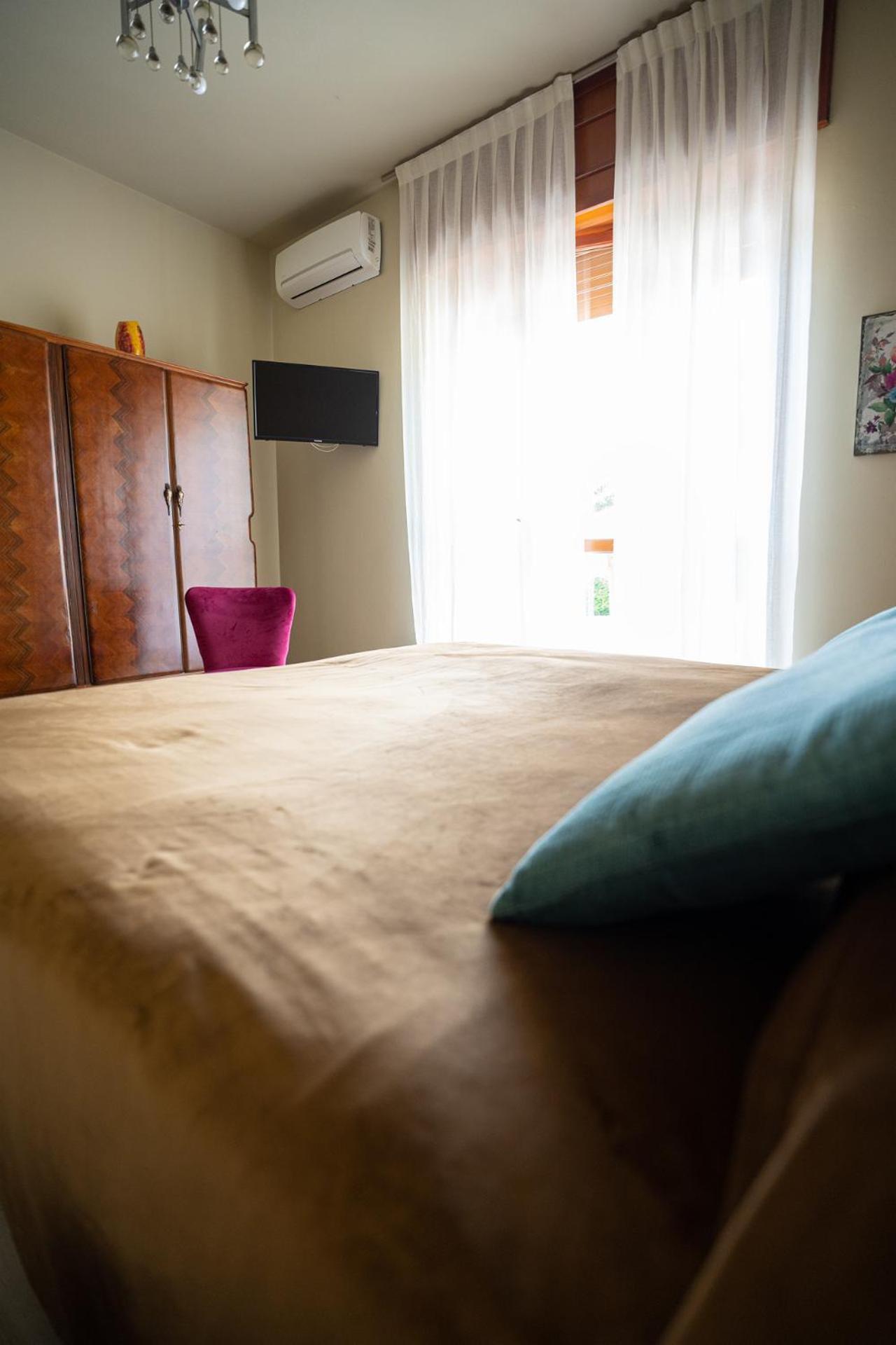 Ca'Du Lin - Jacuzzi Bed and Breakfast Cisterna dʼAsti Eksteriør billede